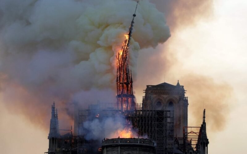 Así fue el incendio de Notre Dame en 2019