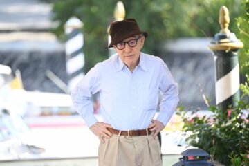 Woody Allen se ofrece a rodar una película en Rusia en plena invasión de Ucrania