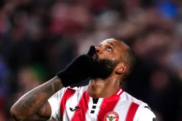 De perder a su padre con 13 años y trabajar en la obra a estar a la altura de Haaland en la Premier League