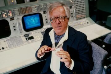 Pasen y vean el esplendor de la gran feria oscura: toda la maravilla de Ray Bradbury en 113 cuentos