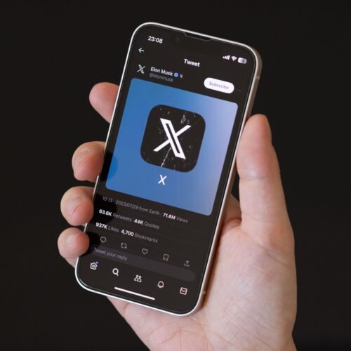 La red social X sufre una caída global