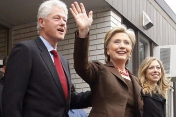 Bill Clinton exige que su declaración por el caso Epstein sea pública