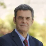 Pedro Anguita cuestiona rol de Contraloría y advierte sobre desinformación y crisis del sistema informativo