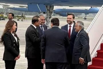 Trump resta importancia a negociaciones con Irán y advierte sobre opción militar