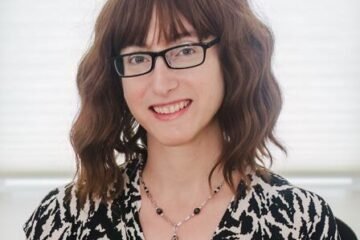 La autora de ‘La asistenta’ revela su nombre tras años firmando como Freida McFadden: se llama Sara Cohen