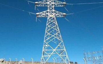 Bolivia autoriza al sector privado a importar y exportar electricidad en fronteras