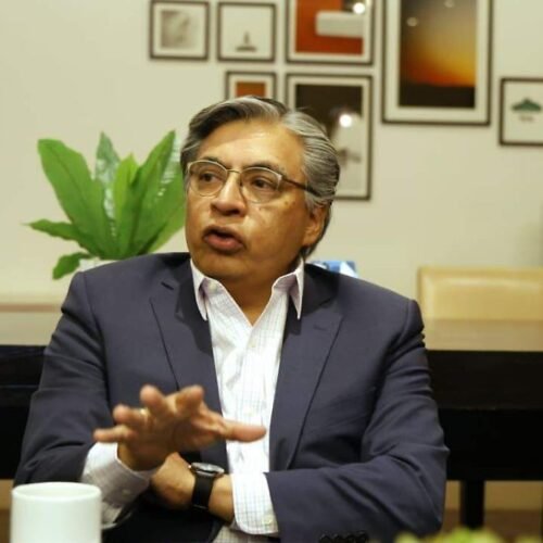 Exsubgobernador de Banxico ve estabilidad en economía mexicana pese a conflictos globales