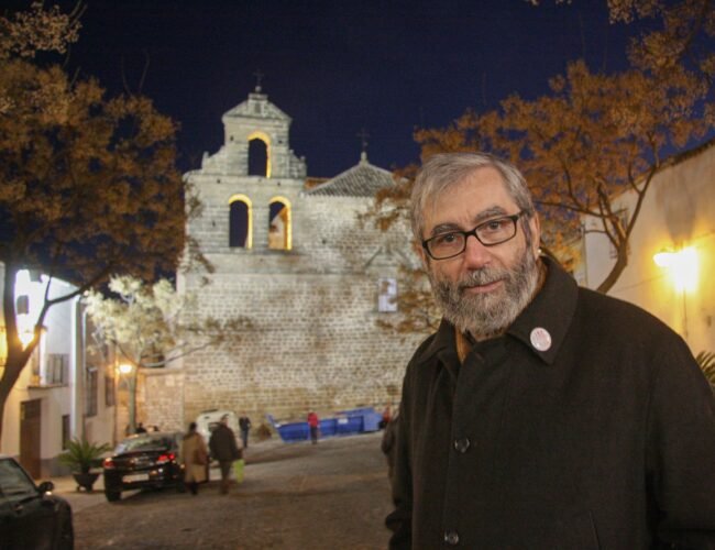 Antonio Muñoz Molina reconstruye en un libro el paisaje humano y emocional de su infancia