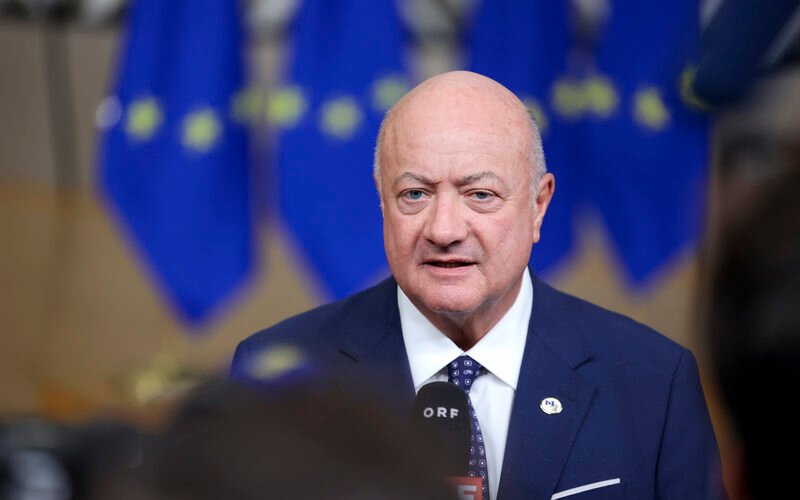 Austria exige a España impedir el paso de migrantes irregulares hacia el resto de Europa