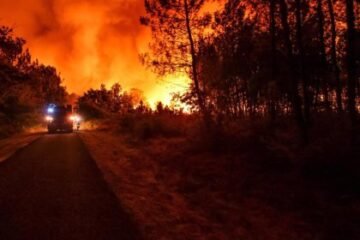 Incendio en el sur de Francia arrasa 4.500 hectáreas y obliga a evacuar a 10.000 personas