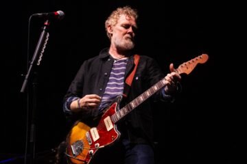 Muere el músico Glen Hansard, protagonista de ‘Once’ y ganador del Oscar, tras un accidente de moto