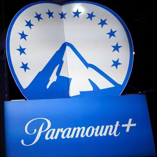 Congelan fusión entre Paramount y Warner hasta junio del 2027