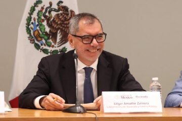 Deuda se ubica en 51% del PIB; Sheinbaum se endeuda más que AMLO: SHCP