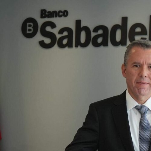 Sabadell apuesta a la energía para acelerar su expansión en México