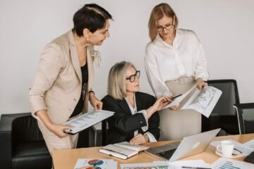 Trabajadores de mayor edad ocupan más puestos de liderazgo en México