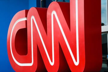 La Casa Blanca arremete contra periodista de CNN tras pregunta a Trump: “Tus hijos se sentirán avergonzados”