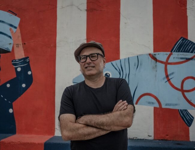 Javier Rodríguez, el dibujante asturiano que ha arrasado en los Premios Eisner: “Nunca tuve talento para dibujar”