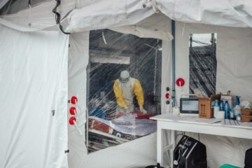 Médicos Sin Fronteras alerta que brote de ébola en RDC avanza a un ritmo “sin precedentes”