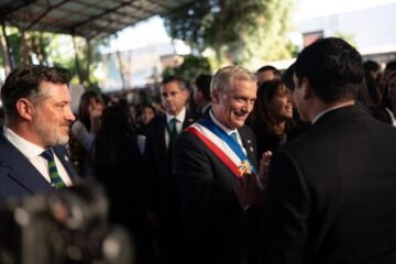 Emblemático Liceo Augusto D’Halmar de Ñuñoa inicia tercera jornada de paro indefinido por problemas de infraestructura