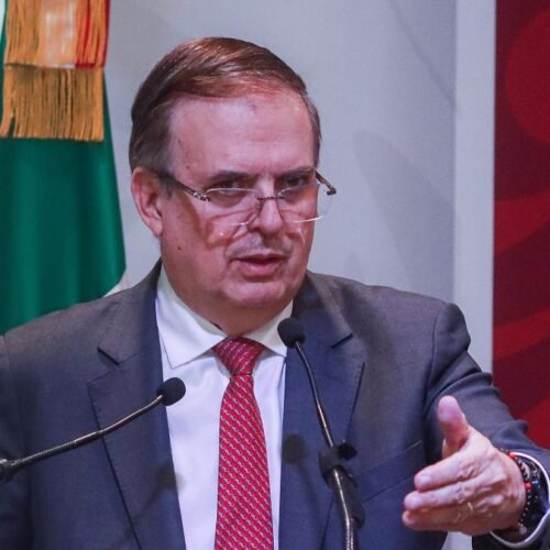 Tensión entre Canadá y EU no conviene a México: Ebrard 