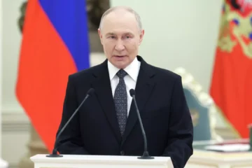 Putin ordena suspender tres días los ataques contra Kiev ante la visita de la delegación de EEUU