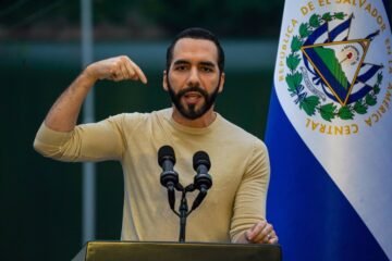 Bukele mantiene 2.000 soldados en Haití para rescatar a cuatro militares