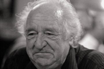 La poesía, un arma de construcción masiva