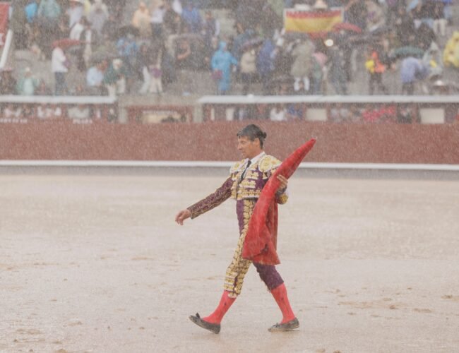 Lluvia purificadora para el magisterio de Urdiales