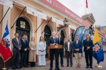 Kast anuncia $20 mil millones para recuperar barrios y espacios públicos en todo Chile