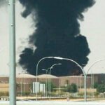 Hutíes atacan aeropuerto de Riad y oleoducto estratégico saudí