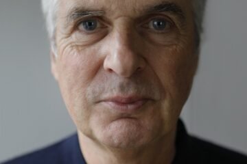 Jon Savage, crítico musical: “Ser un hombre heterosexual me parecía aburrido, de ahí mi interés por el ‘punk”