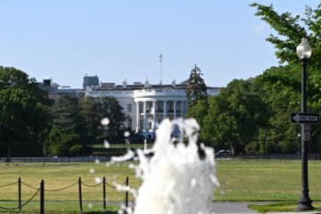 Justicia de EEUU investiga si boicot de cadenas de televisión a la Casa Blanca violó ley antimonopolio