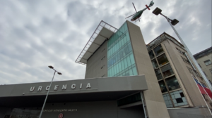 Cada minuto cuenta: desde la Posta Central salvan cerebros en hospitales de todo Chile
